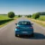 Roulez futé : astuces insoupçonnées pour économiser du carburant auto